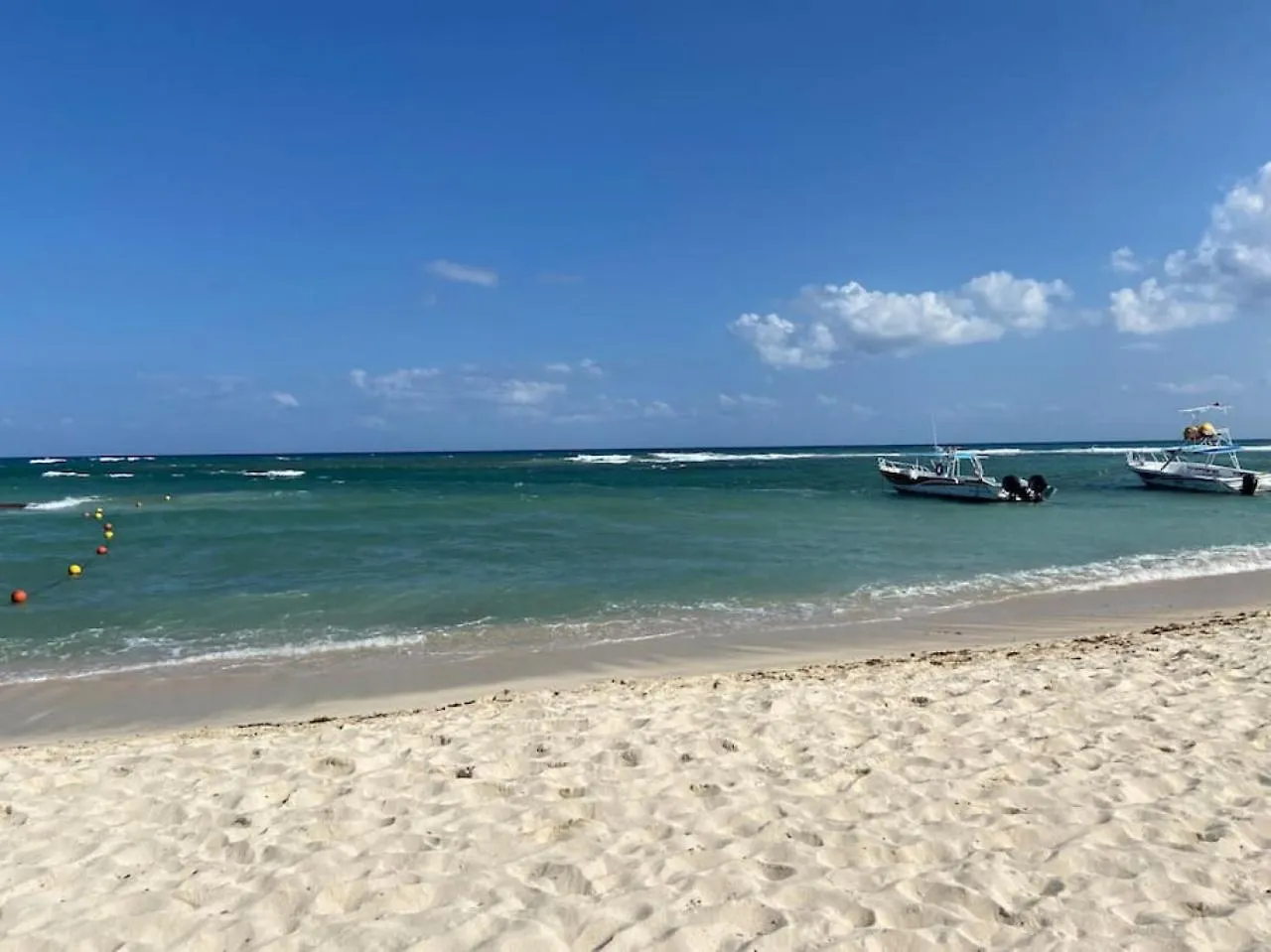 2Br Condo In Paradise Resort At Riviera Maya 아쿠말 아파트
